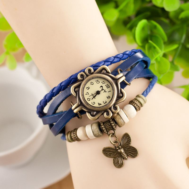 Retro Stil Flerlags Kvinder Armbånd Watch Butterfly Pendant Quartz Ure