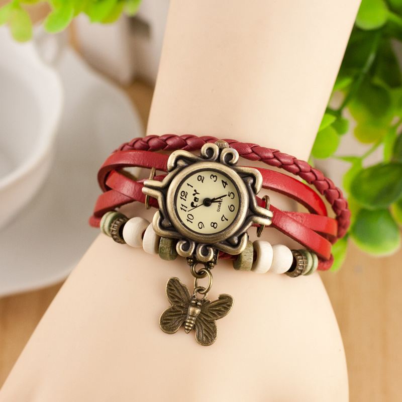 Retro Stil Flerlags Kvinder Armbånd Watch Butterfly Pendant Quartz Ure