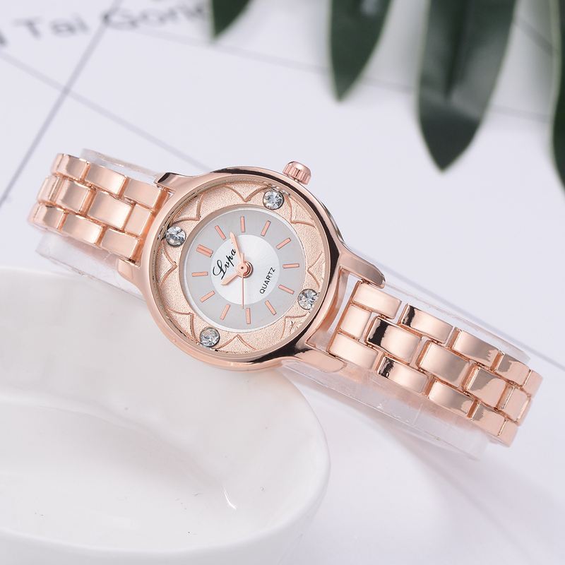 Blomster Med Tryk Dial Dame Armbåndsur Diamond Quartz Watch