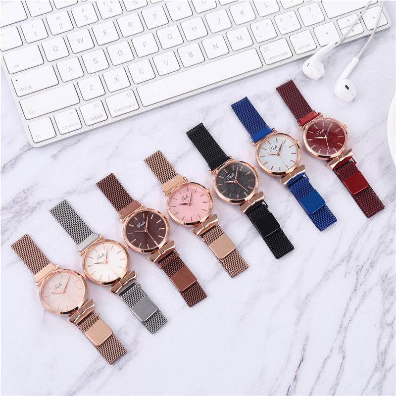 Mode Casual Elegant Design Kvinder Ure Mesh Band Dial Wrist Case Quartz Watch