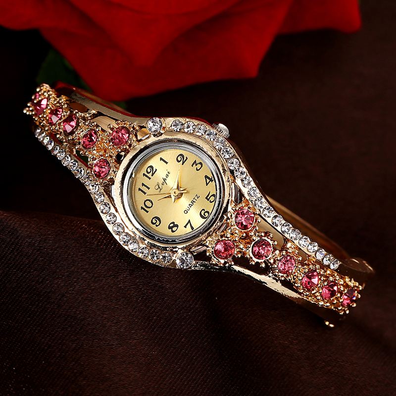 Moderigtigt Damearmbåndsur Rhinestone Clock Quartz Watch