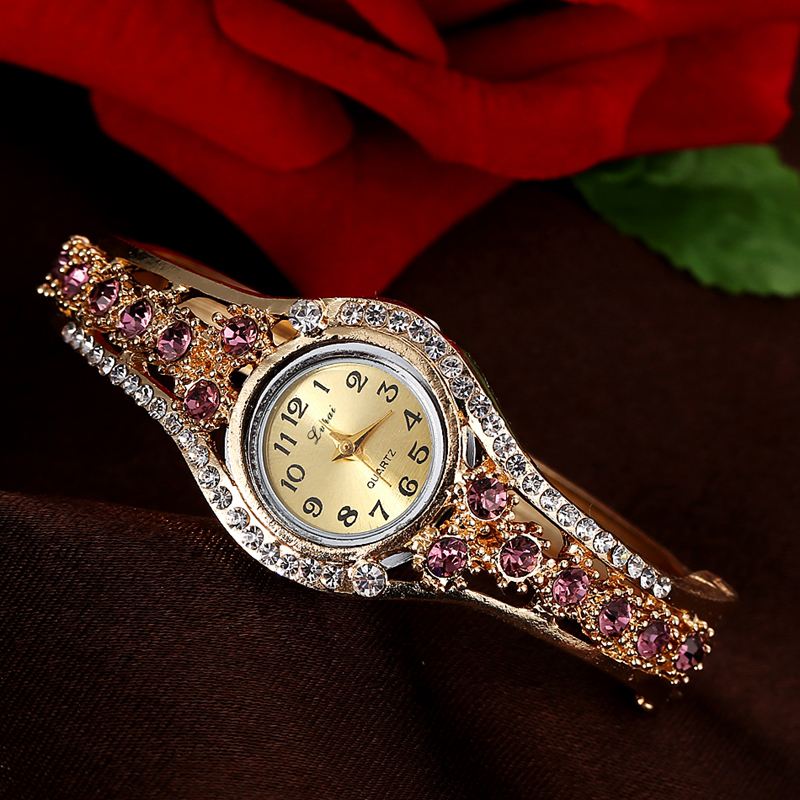 Moderigtigt Damearmbåndsur Rhinestone Clock Quartz Watch