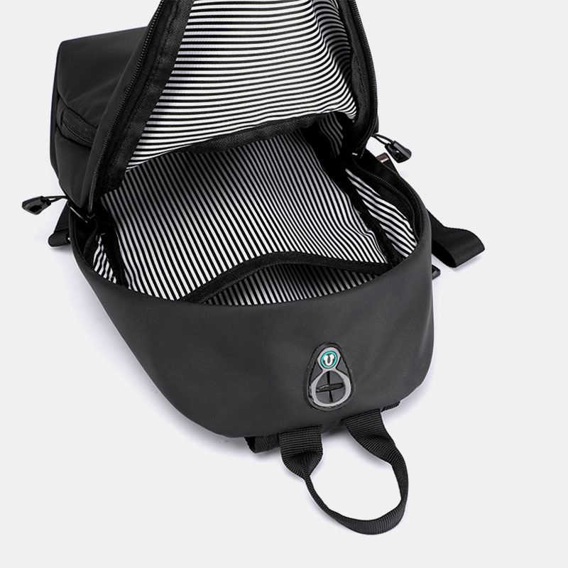 Mænd Nylon Øretelefon Hul Vandtæt Udendørs Crossbody Taske Brysttaske Sling Bag