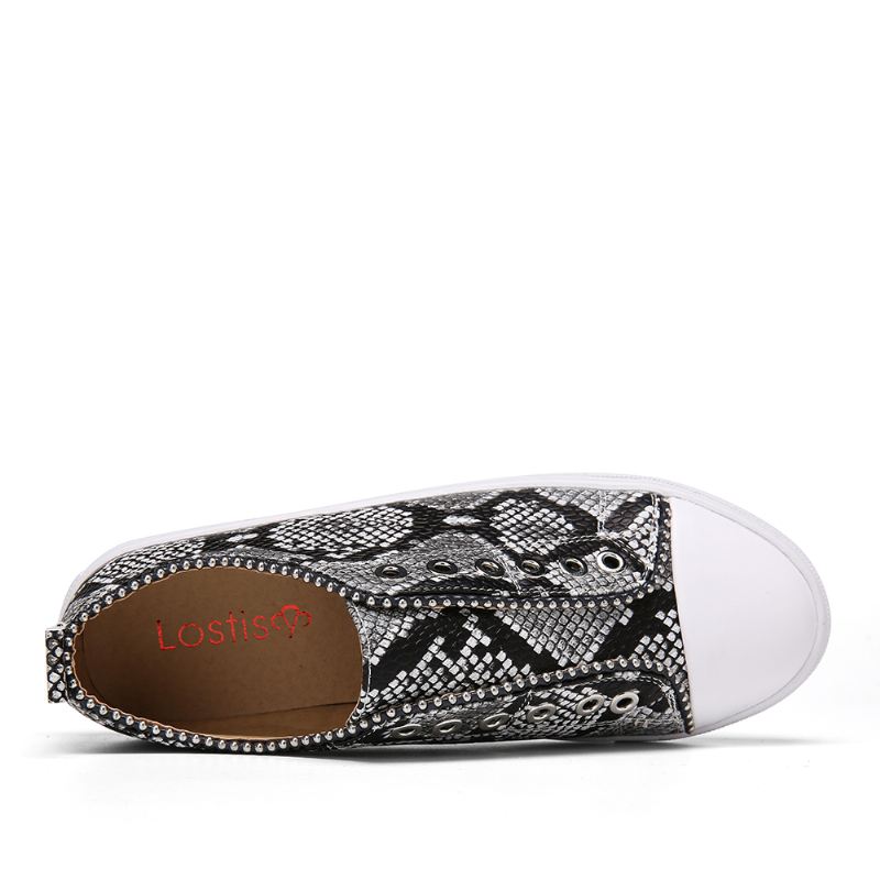 Kvinder Soild Color Studded Slip On Flats