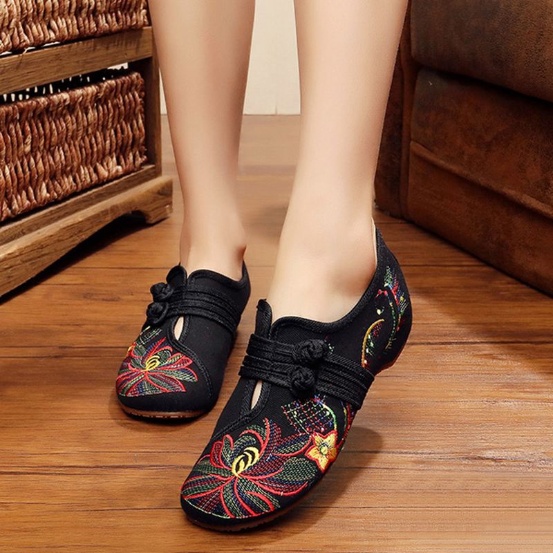 Us Størrelse 5-12 Kvinder Casual Brodery Floral Slip On Outdoor Flat Shoes