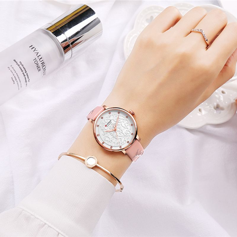 Crystal Leather Band Dame Armbåndsur Elegant Design Quartz Watch