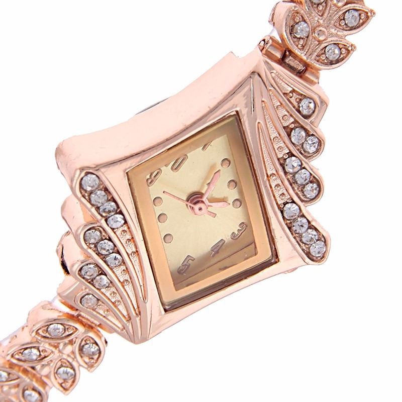 Mode Dame Dress Watch Diamond Shape Crystal Leaf Kvinder Armbånd Quartz Watch