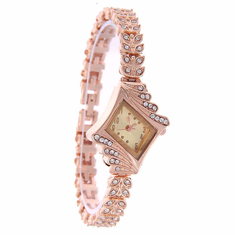 Mode Dame Dress Watch Diamond Shape Crystal Leaf Kvinder Armbånd Quartz Watch