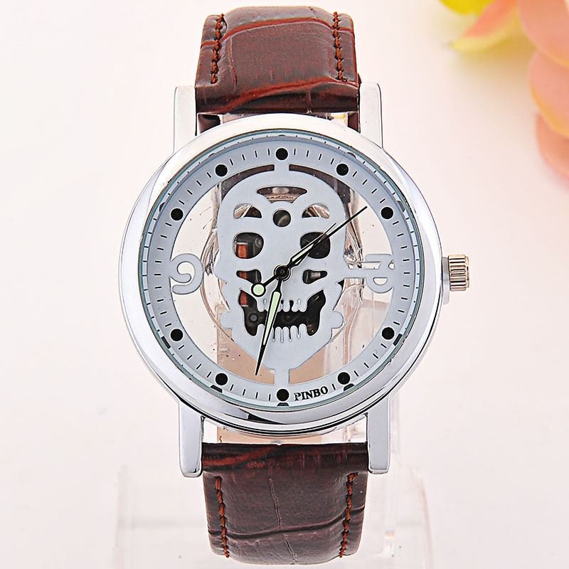 Hollow-out Skull Real Belt Quartz Watch Mode Dobbeltsidet Vintage Herre Dame Watch