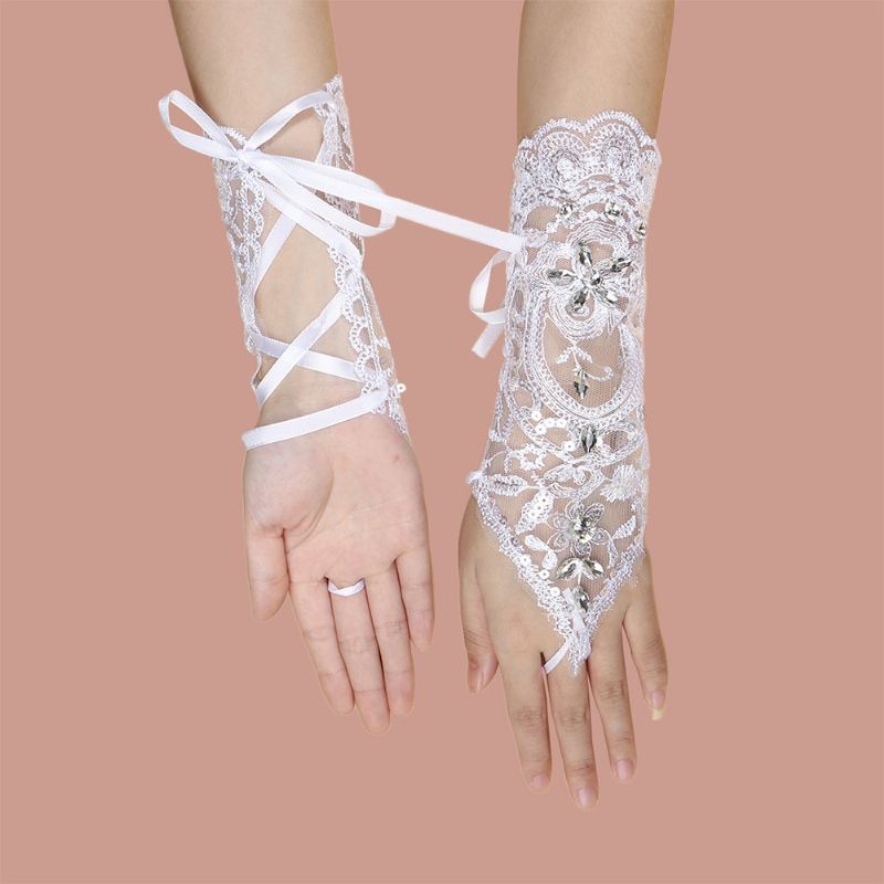 Kvinder Blondeblomster Med Rhinestone Bandage Split Finger Handsker Mid-længde Wild Mesh Åndbar Solbeskyttelsesærmer